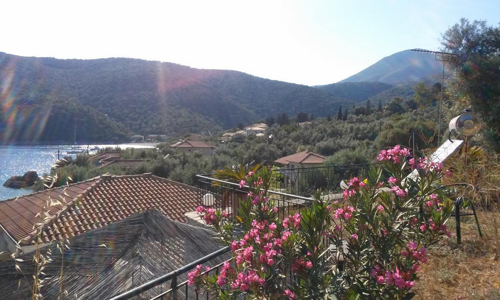 Porto Poros Lägenhet Mikros Gialos Exteriör bild