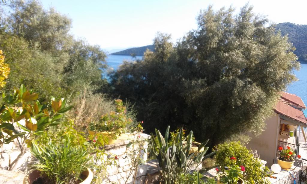 Porto Poros Lägenhet Mikros Gialos Exteriör bild